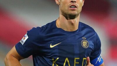 Pemain Legenda Sepak Bola Dunia yang Menginspirasi Dunia