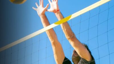 Tinggi Net Bola Voli untuk Putri dan Putra